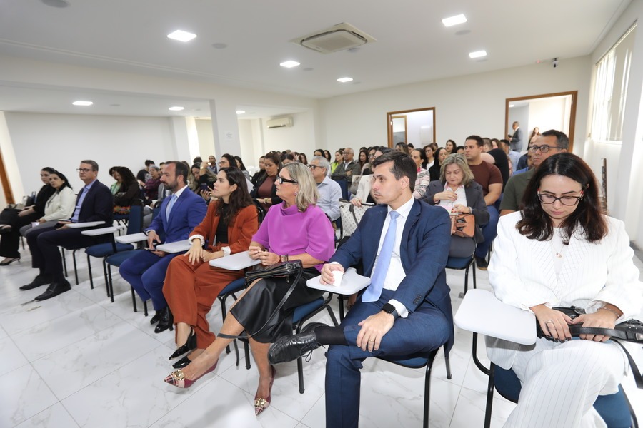 Nova Lei de Licitações é tema de seminário para servidores e juristas em Cariacica